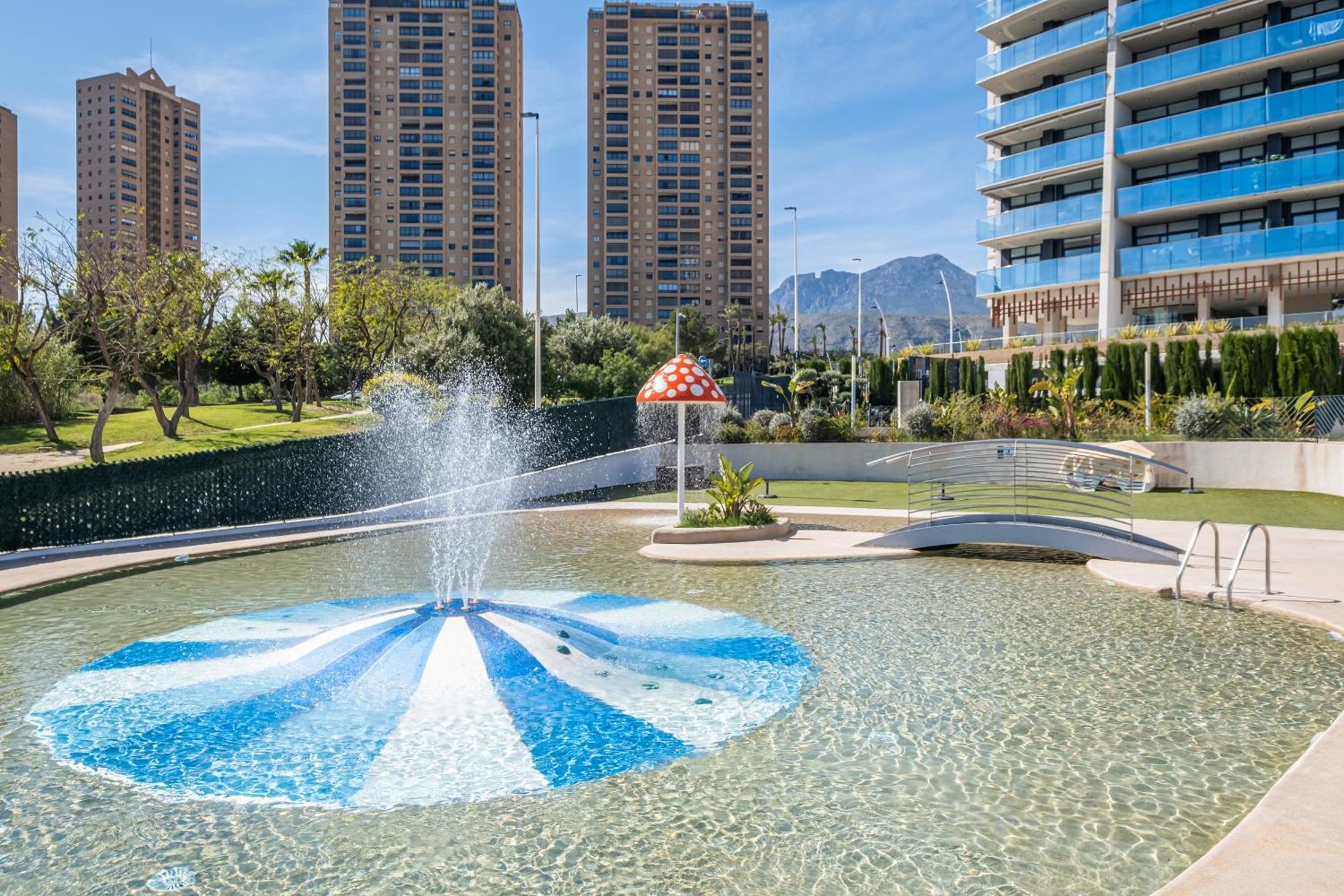 Sunset Drive Resort Apartment 4-8 Poniente Beach Benidorm Esterno foto